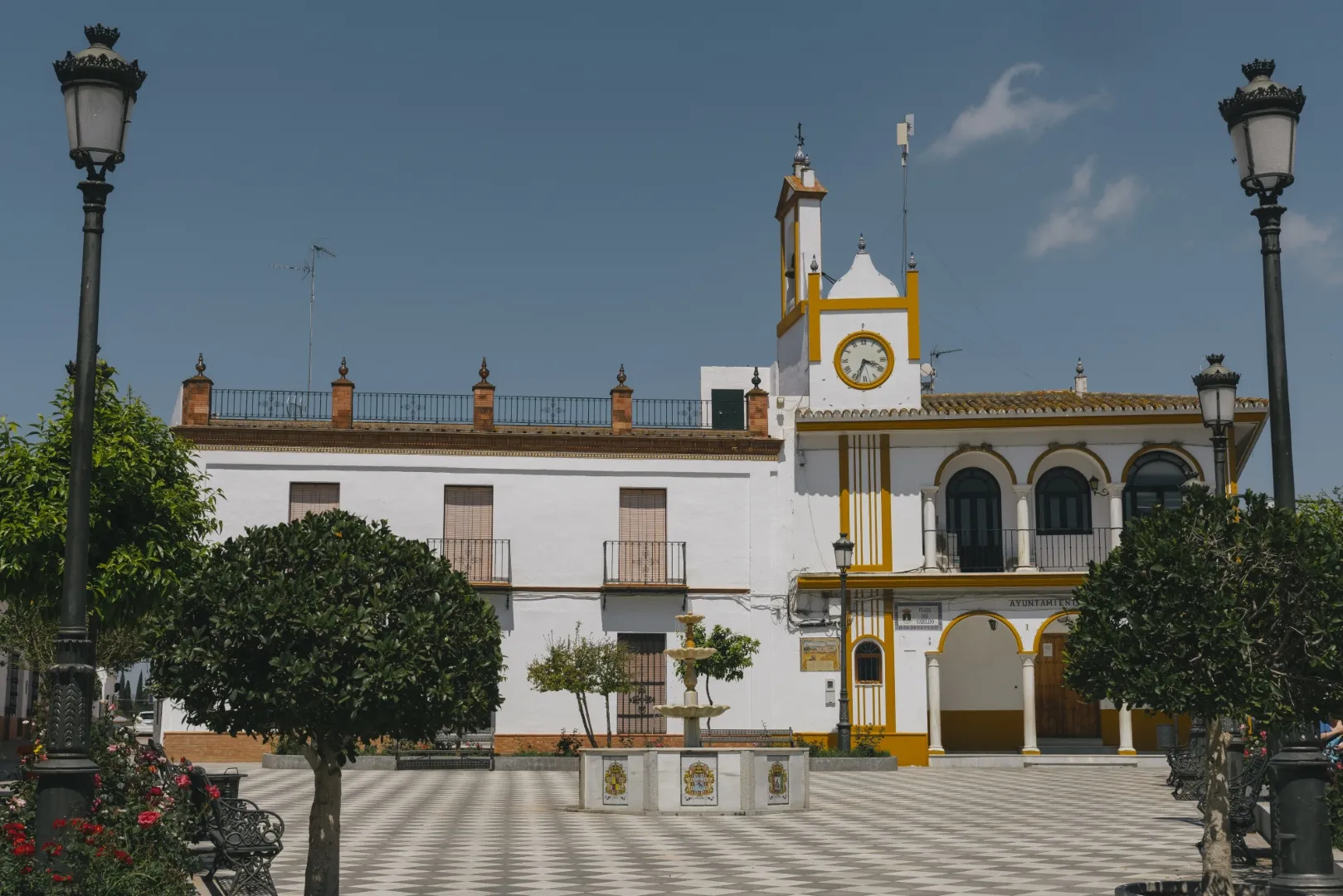 Alumnas en una clase de Zumba en Aznalcázar